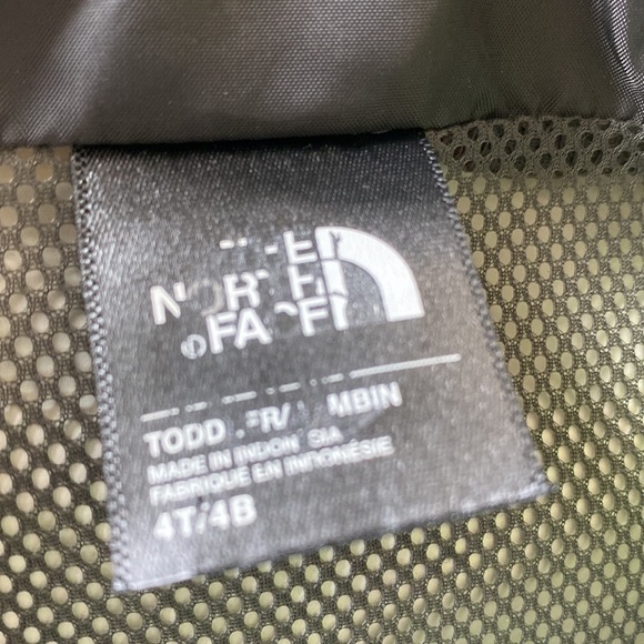The North Face Dry Vent boys lightweight coat size 4T - Picture 6 of 9